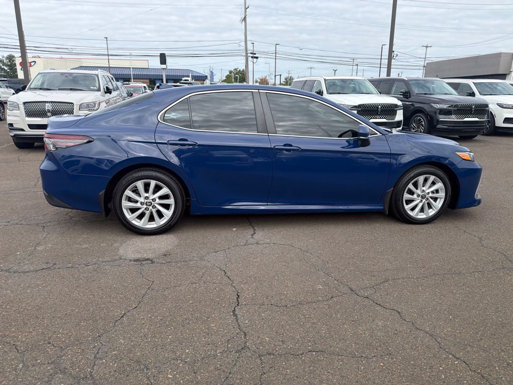 Used 2023 Toyota Camry LE w/ Convenience Package FWD image 7