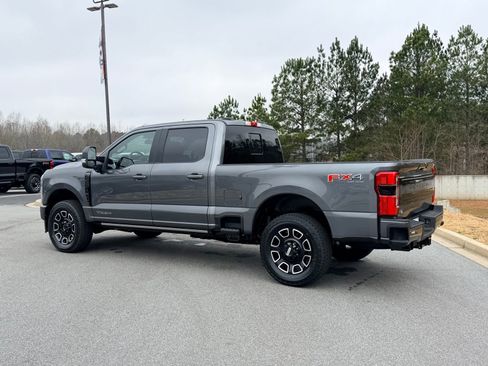 New 2026 Ford F250 Platinum w/ FX4 Off-Road Package image 16