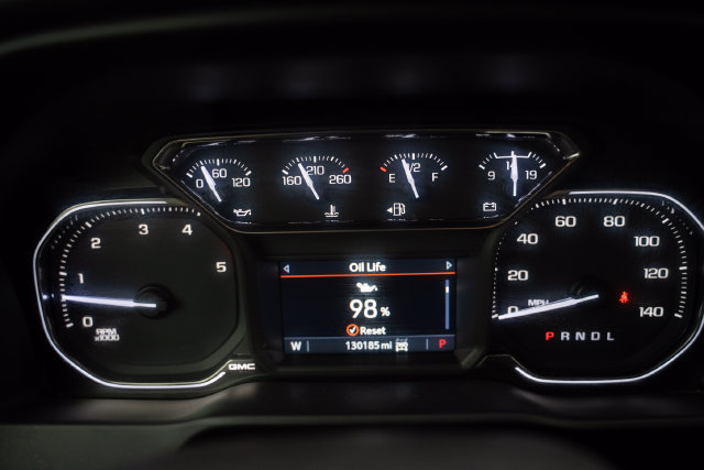 Used 2021 GMC Sierra 2500 AT4 AWD/4WD image 12