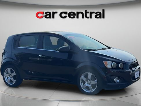 Used 2015 Chevrolet Sonic LTZ w/ Advanced Safety Package FWD image 7