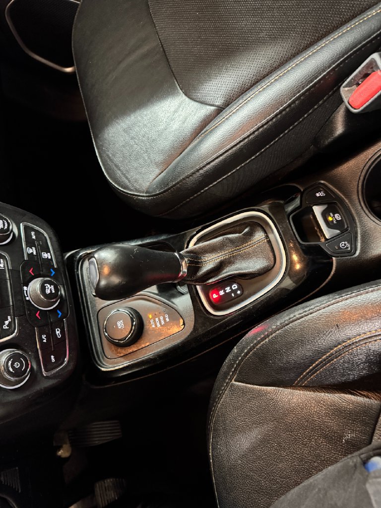Used 2021 Jeep Compass Limited AWD/4WD image 22