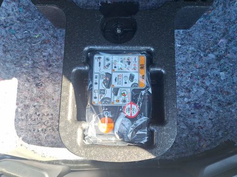 Used 2022 Ford Escape S AWD/4WD image 15