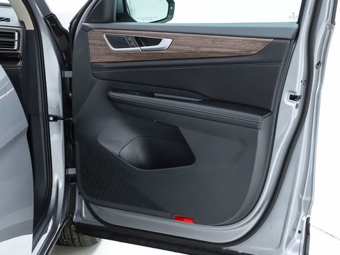 New 2026 Volkswagen Atlas SEL image 32