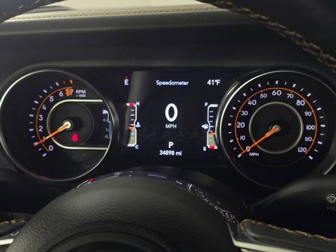 Used 2022 Jeep Gladiator Overland image 29