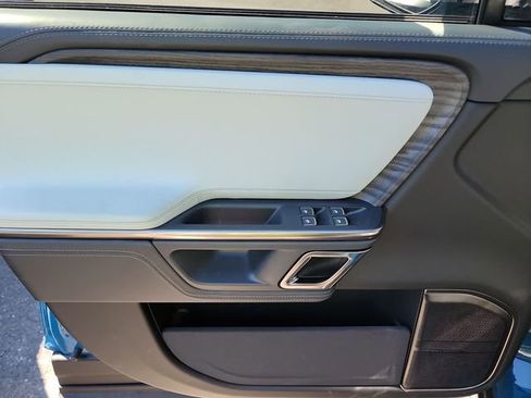 Used 2022 Rivian R1T Adventure image 8