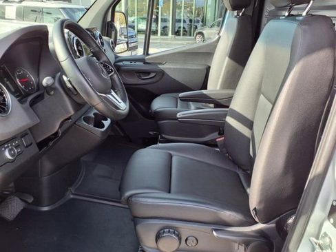 Used 2024 Mercedes-Benz Sprinter 3500 image 14