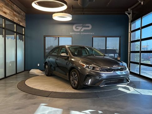 Used 2024 Kia Forte LXS FWD image 1