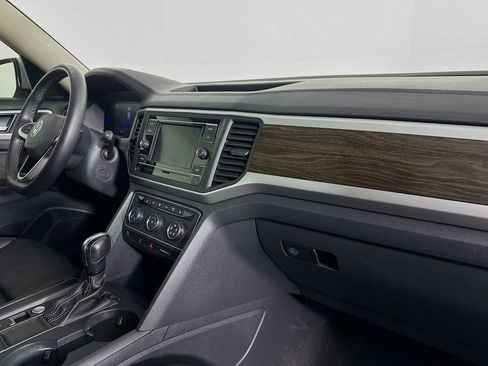 Used 2022 Volkswagen Atlas SE image 29