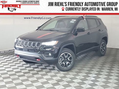 New 2026 Jeep Compass Trailhawk AWD/4WD image 1