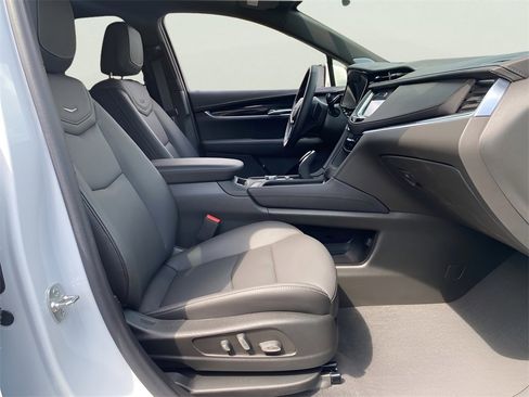 Certified 2024 Cadillac XT5 Premium Luxury image 15
