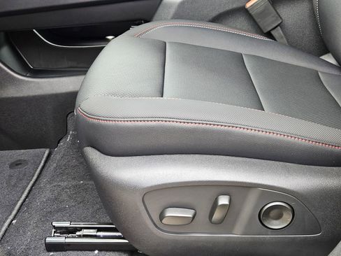 New 2026 Chevrolet Traverse Z71 w/ Driver Confidence Package image 26