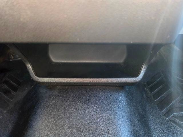 Used 2019 Ford Transit 250 130 Medium Roof RWD image 22