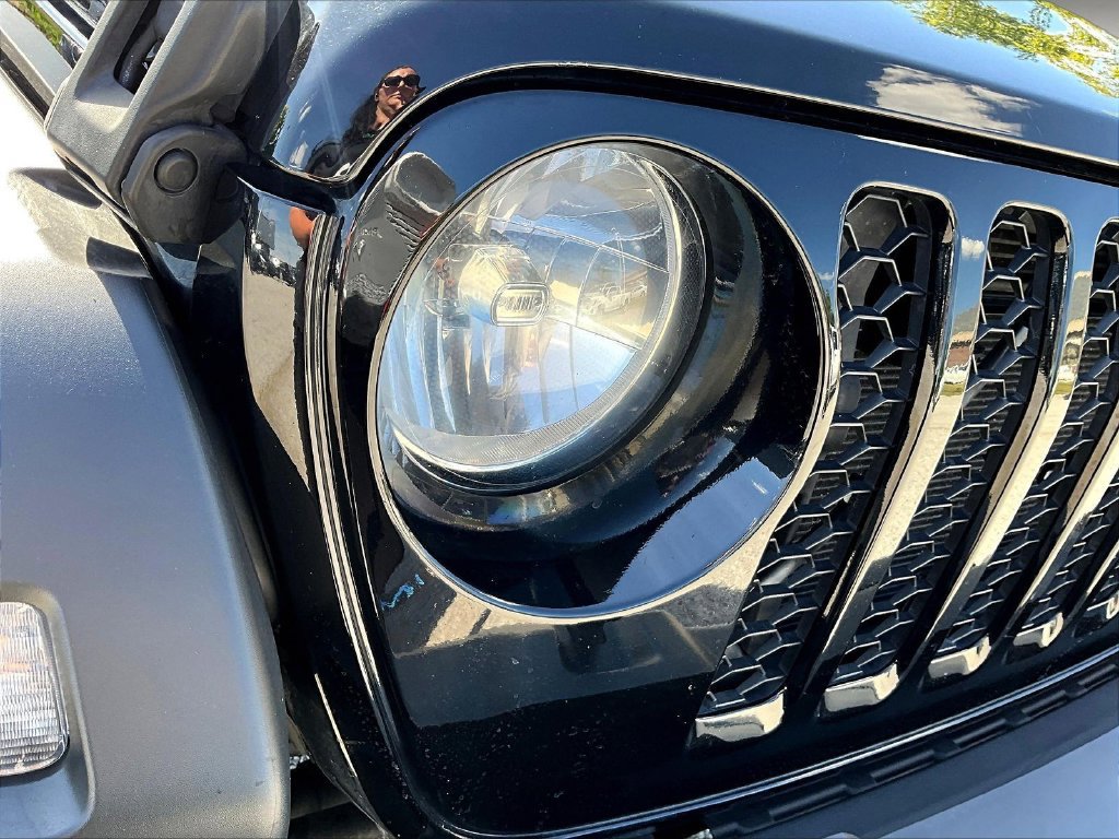 Used 2023 Jeep Gladiator Sport AWD/4WD image 30