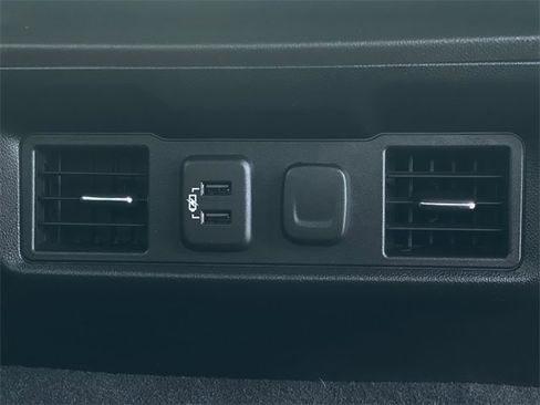 Used 2019 Chevrolet Silverado 1500 LT w/ All-Star Edition image 29