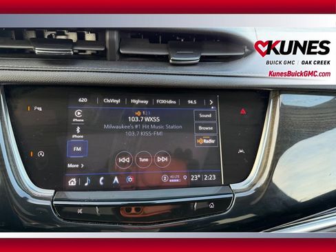 Used 2022 Cadillac XT6 Premium Luxury image 23