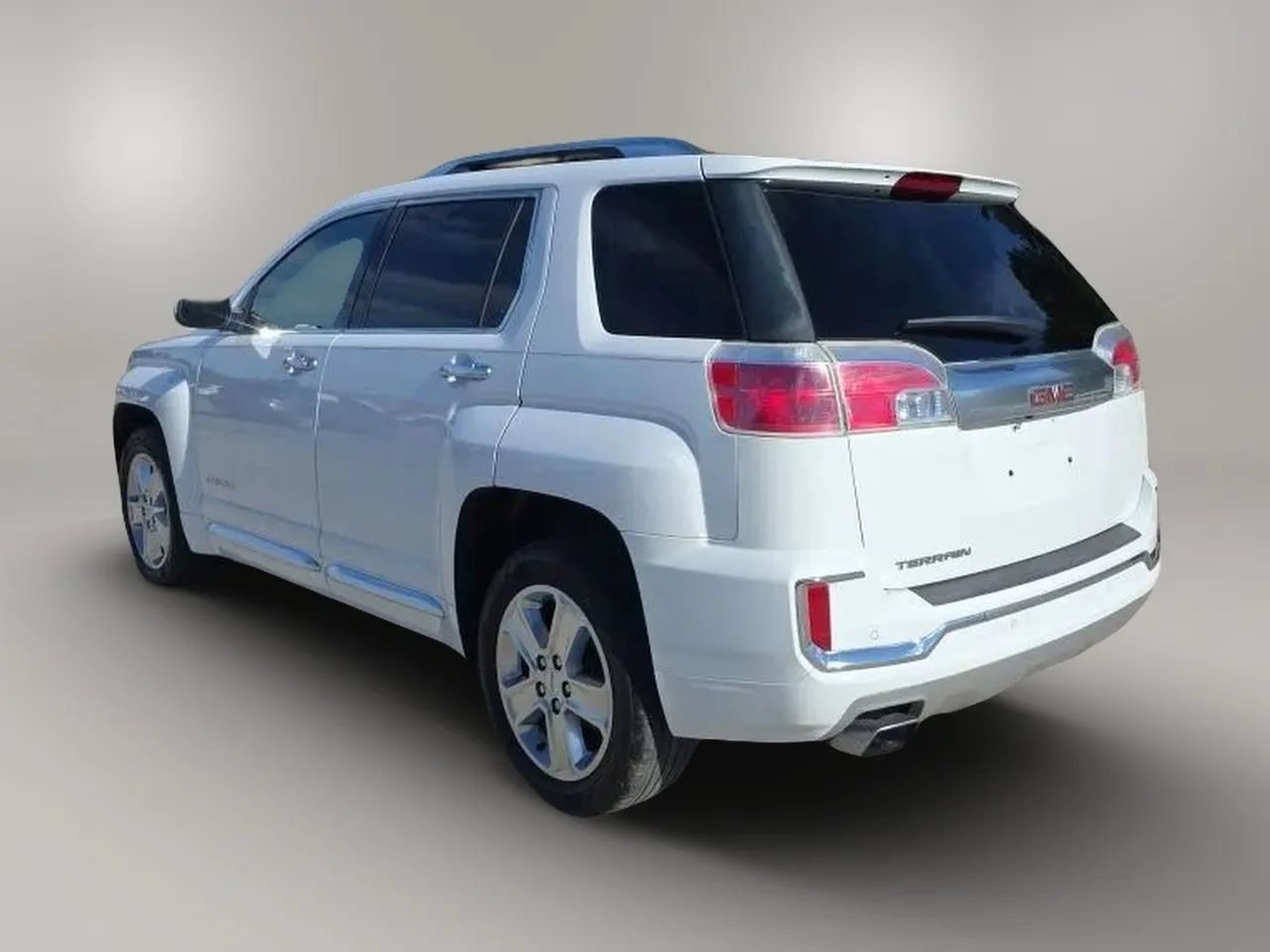 Used 2017 GMC Terrain Denali FWD image 6