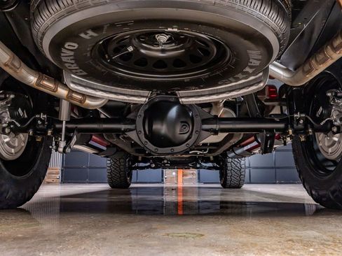 Used 2025 GMC Sierra 1500 Elevation image 16