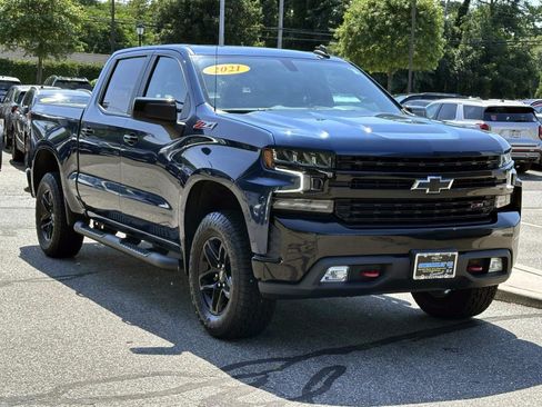 Used 2021 Chevrolet Silverado 1500 LT Trail Boss w/ Convenience Package II AWD/4WD image 5