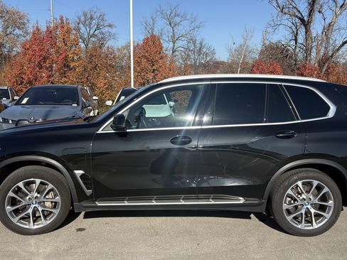 Used 2025 BMW X5 xDrive50e image 7
