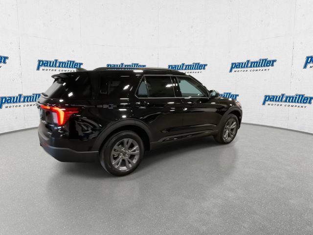 Used 2026 Ford Explorer Active w/ Active Comfort Package AWD/4WD image 11