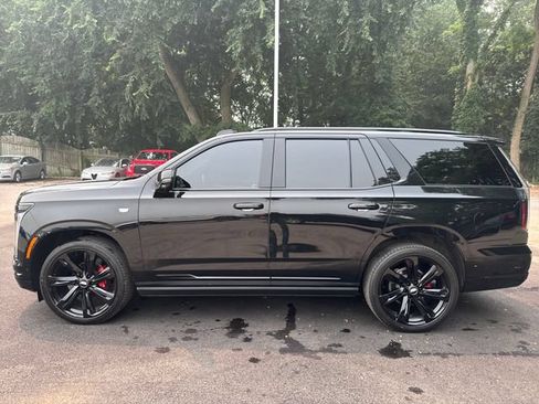 Used 2025 Cadillac Escalade Sport w/ Touring Package AWD/4WD image 2