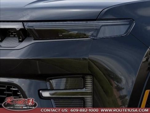 New 2026 Jeep Grand Wagoneer L Summit AWD/4WD image 11