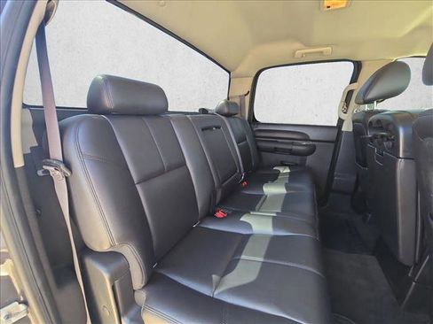 Used 2011 GMC Sierra 1500 SLE w/ Power Tech Package image 17