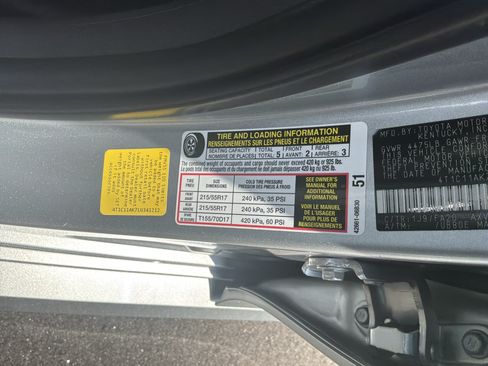 Used 2020 Toyota Camry LE FWD image 34
