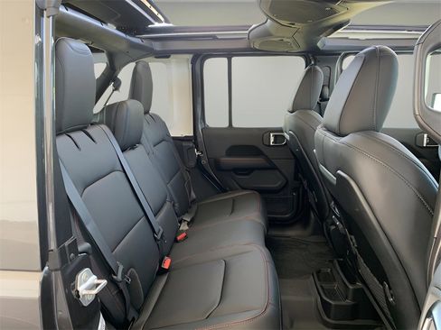 New 2025 Jeep Wrangler Rubicon image 26