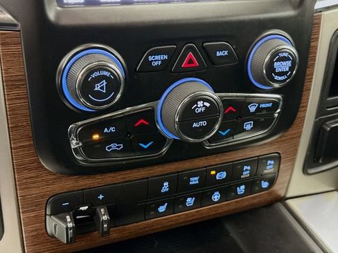 Used 2016 RAM 3500 Laramie w/ Sport Appearance Group AWD/4WD image 15