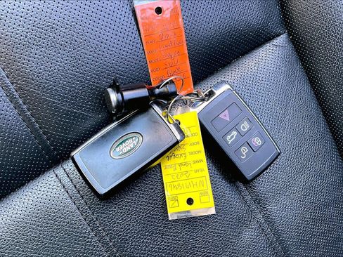 Used 2022 Land Rover Range Rover Evoque SE AWD/4WD image 15