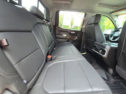 Used 2021 GMC Sierra 1500 SLT w/ SLT Premium Plus Package AWD/4WD image 15