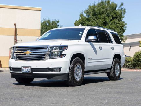 Used 2019 Chevrolet Tahoe Premier image 3