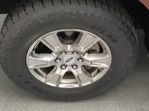 Used 2015 Ford F150 XLT w/ Equipment Group 302A Luxury RWD image 31