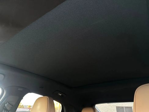 Used 2022 Porsche Cayenne Coupe image 56