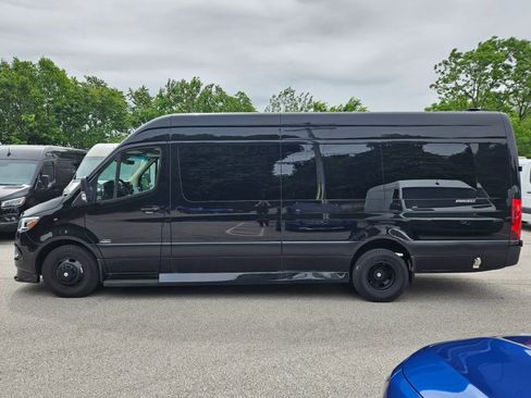 New 2024 Mercedes-Benz Sprinter 3500 image 9