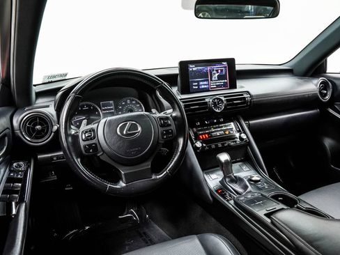 Used 2024 Lexus IS 350 F Sport RWD image 4