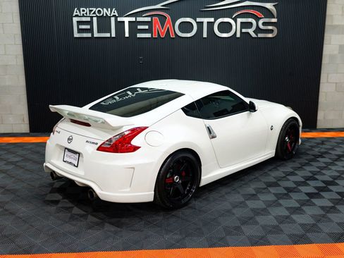 Used 2013 Nissan 370Z NISMO w/ Bose Pkg image 17