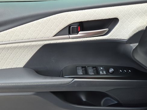 Certified 2025 Toyota Camry XLE w/ Premium Plus Package FWD image 17