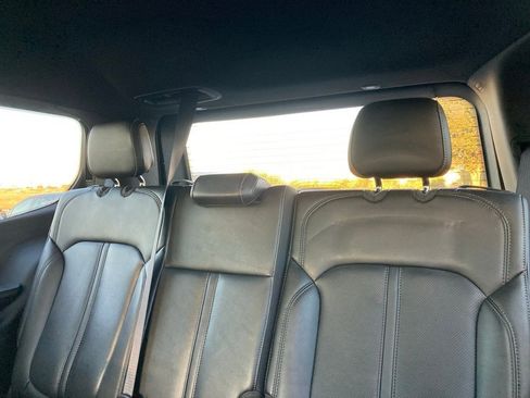 Used 2023 Jeep Wagoneer Series III w/ Convenience Group I image 11