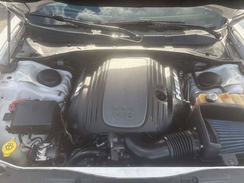 Used 2017 Dodge Charger R/T image 31