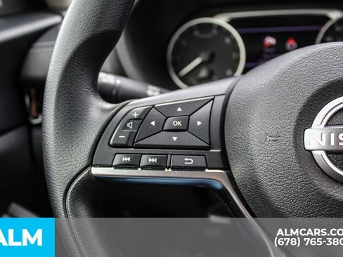 Used 2024 Nissan Sentra SV FWD image 24