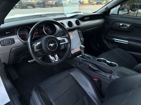 Used 2018 Ford Mustang GT Premium w/ Black Accent Package RWD image 10