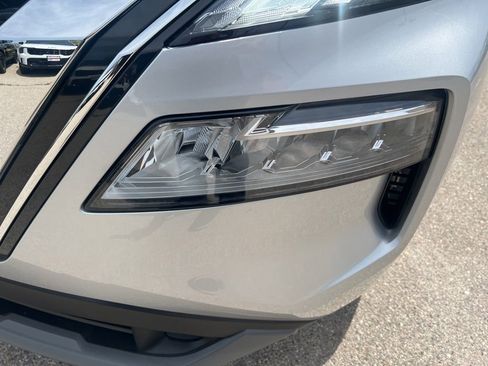Certified 2023 Nissan Rogue SV AWD/4WD image 29