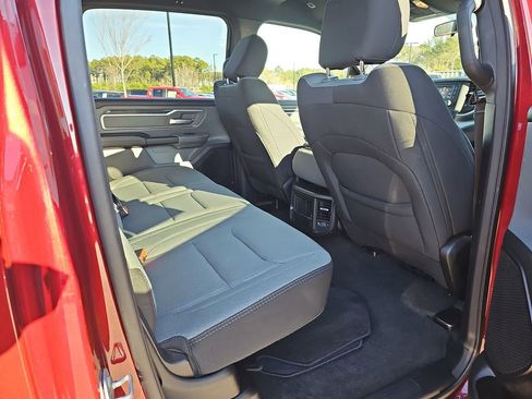 Used 2022 RAM 1500 Big Horn AWD/4WD image 15