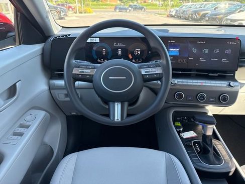 Certified 2026 Hyundai Kona SE FWD image 13