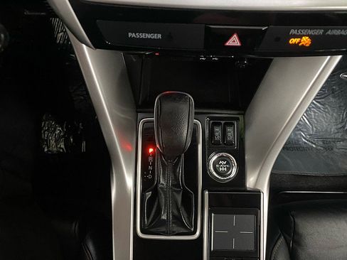 Used 2019 Mitsubishi Eclipse Cross SEL image 21