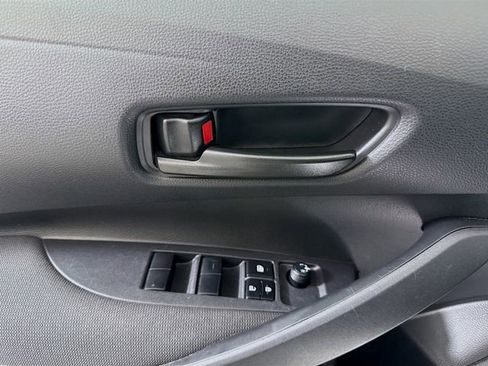 Used 2024 Toyota Corolla LE image 18