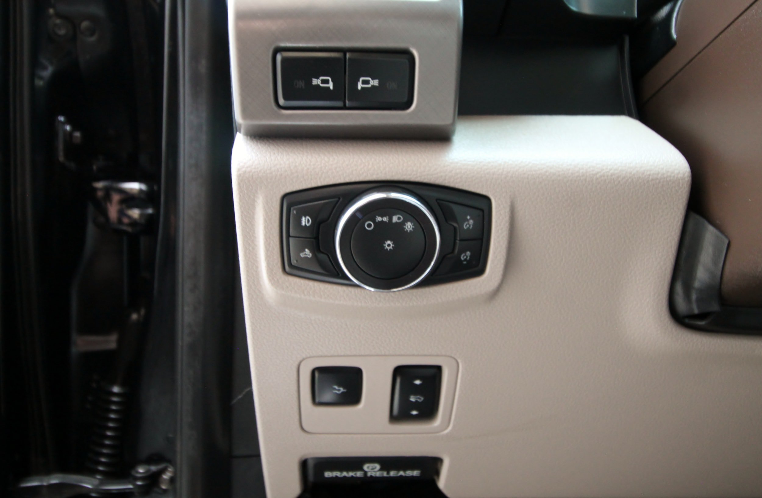 Used 2019 Ford F250 Limited AWD/4WD image 28