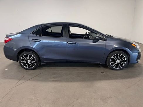 Used 2016 Toyota Corolla S image 2